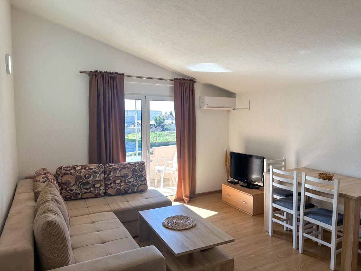Jasmin Apartmani Bar Exteriör bild