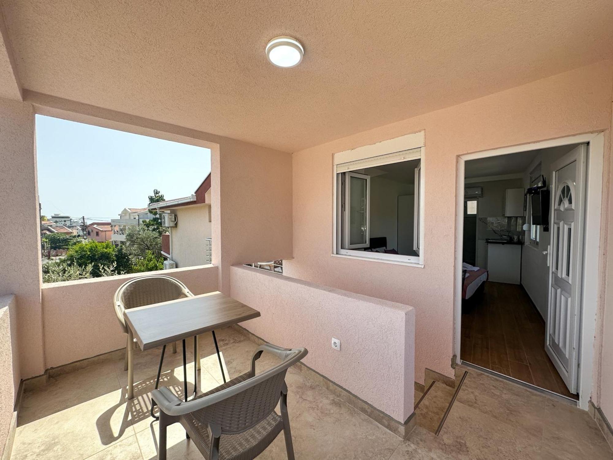 Jasmin Apartmani Bar Exteriör bild