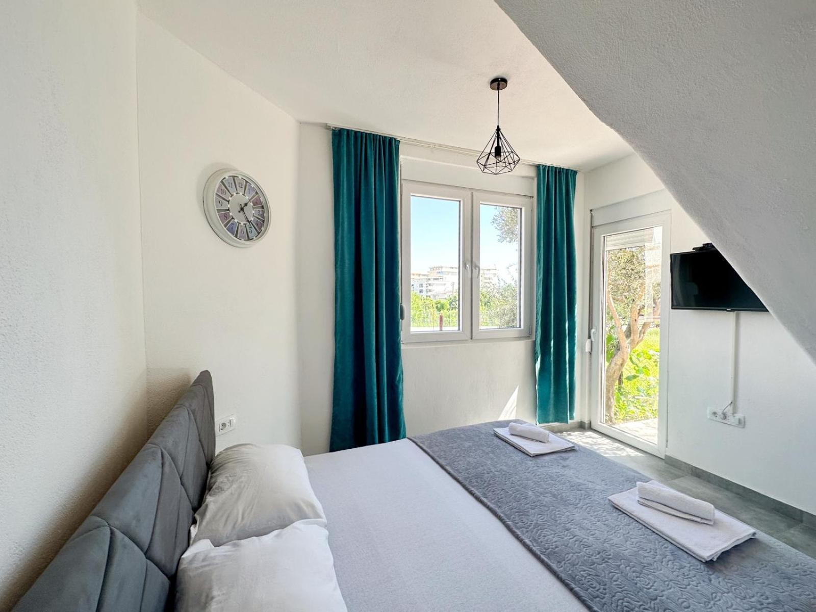 Jasmin Apartmani Bar Rum bild