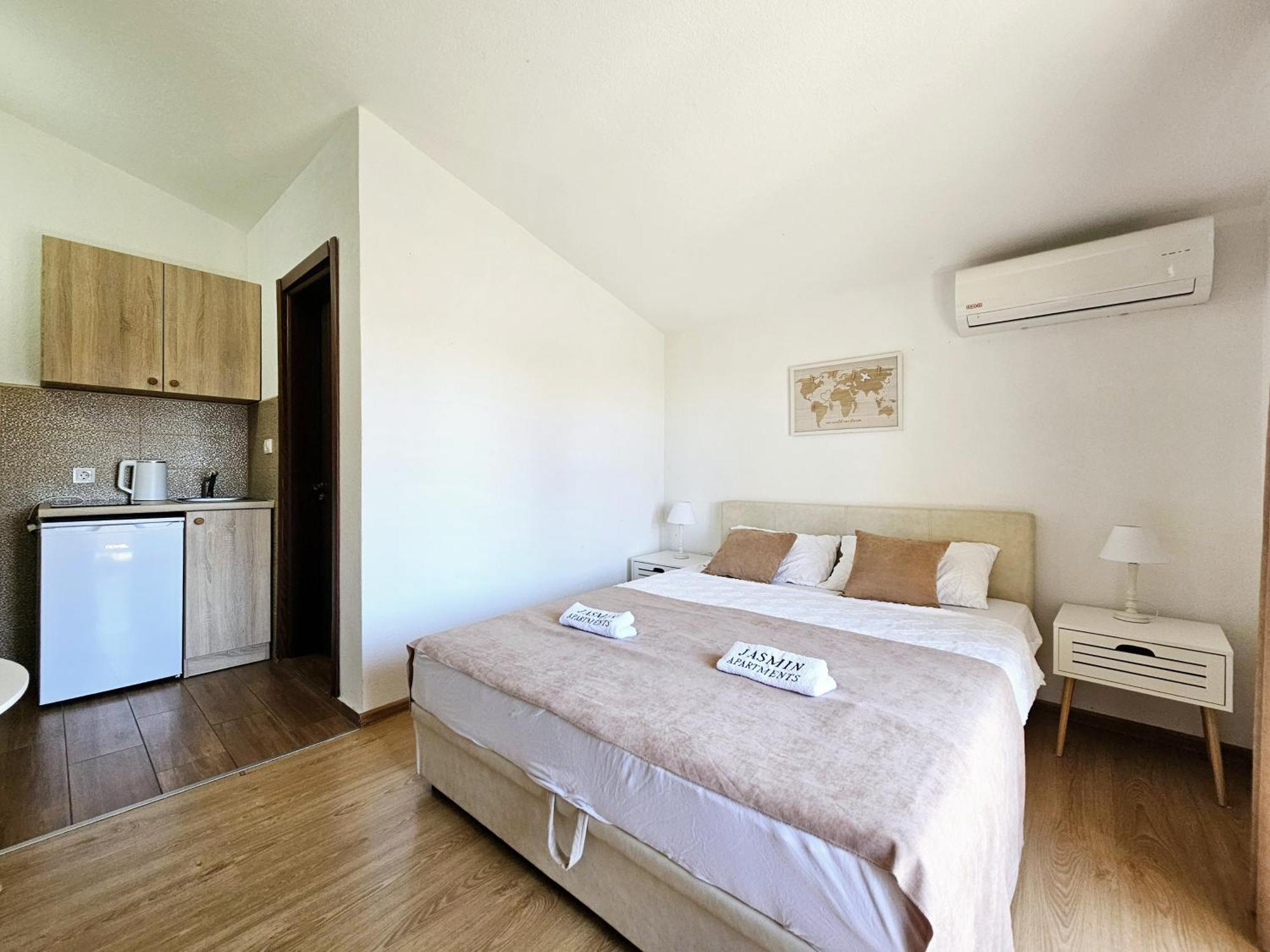 Jasmin Apartmani Bar Exteriör bild