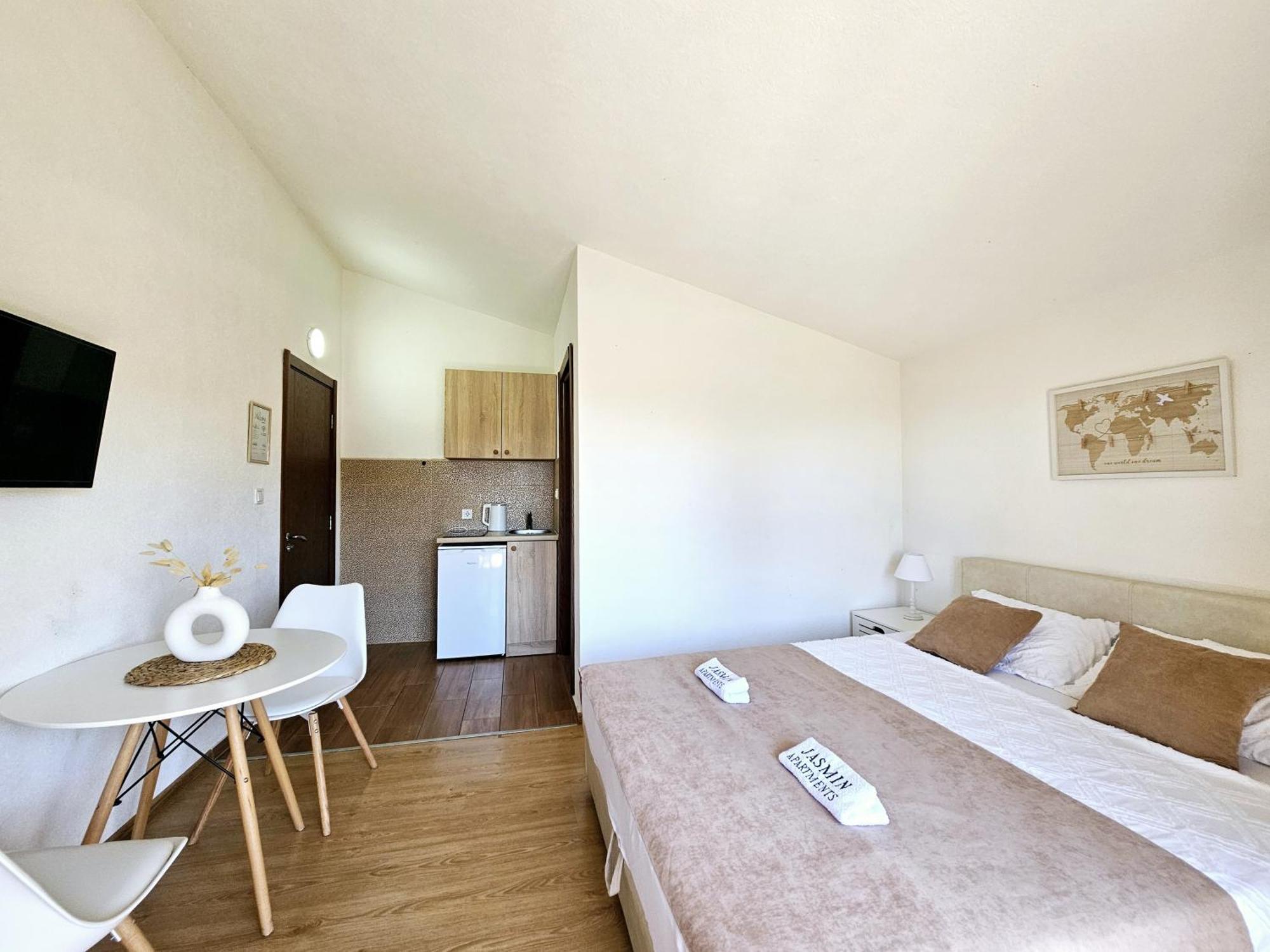 Jasmin Apartmani Bar Exteriör bild